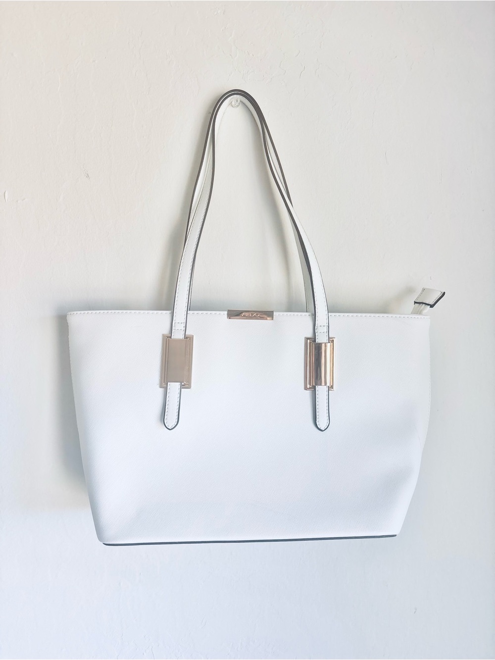 Aldo White Vegan Leather Tote Bag Gold-Tone Hardware